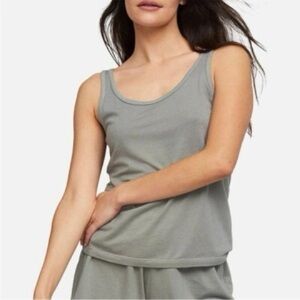 MATE the Label Tank Top, Size Medium.
